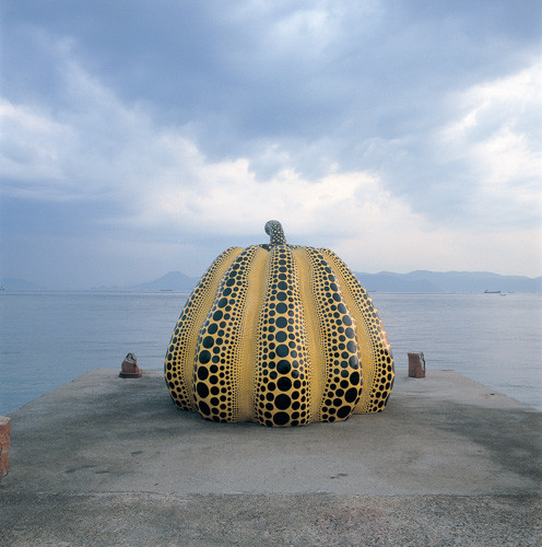 Yayoi Kusama Pumpkin