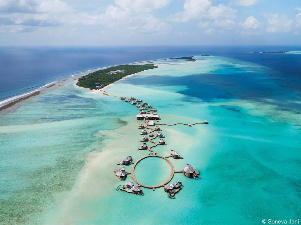 luxury Maldives tour