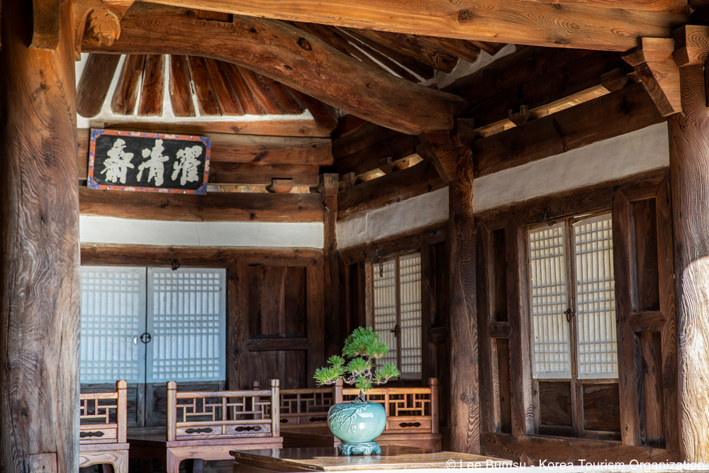 private South Korea tours - hanok