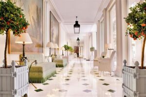 luxury Paris tours
