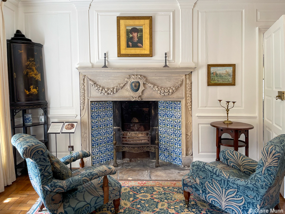 Arts & Crafts Interiors - Period Homes