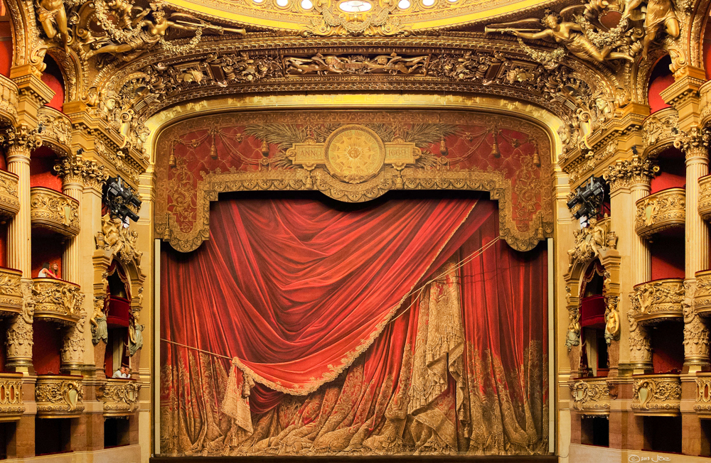 Palais Garnier tours