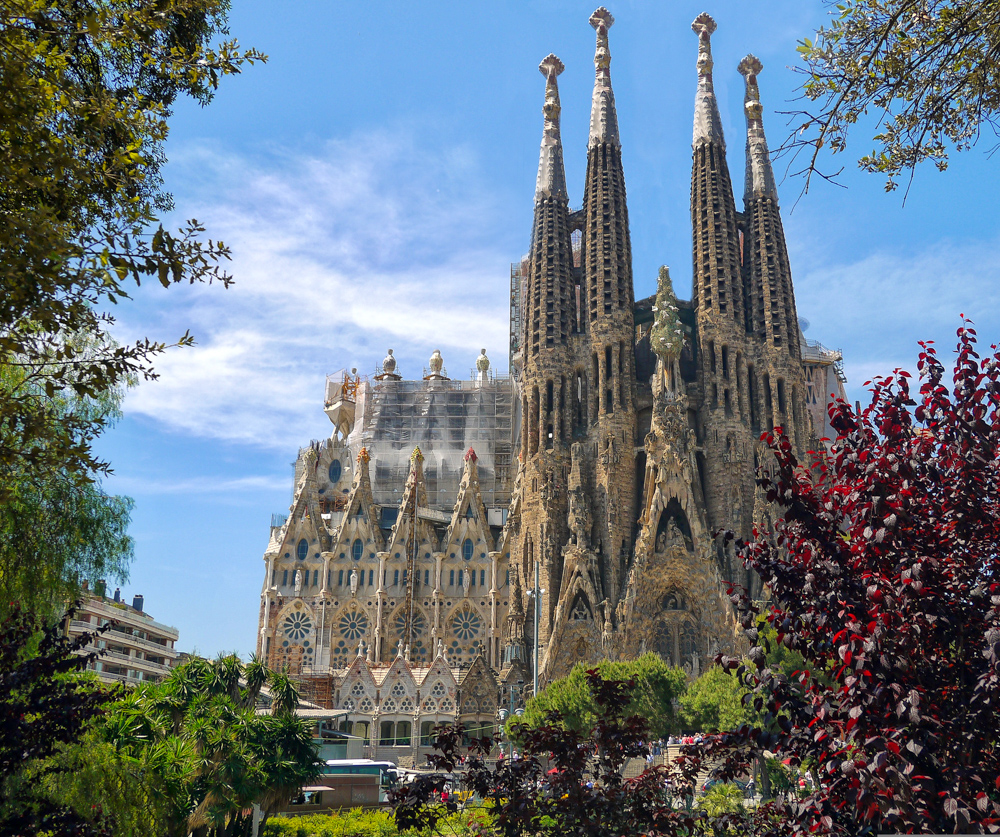 private Barcelona architecture tours