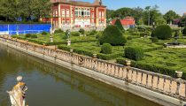 Fronteira Palace: Spectacular Gardens & Azulejo Tiles in Lisbon, Portugal