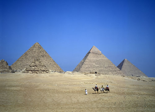 294-Pyramids-and-camels.jpg