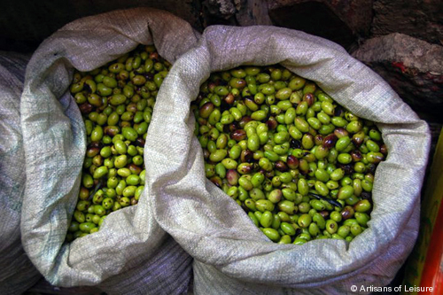 714-14_Olives_CarmelMarket.jpg