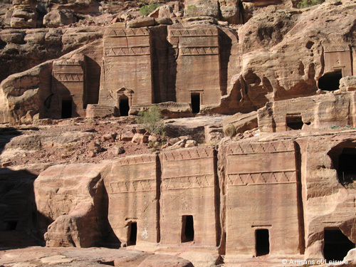 927-tombs.jpg